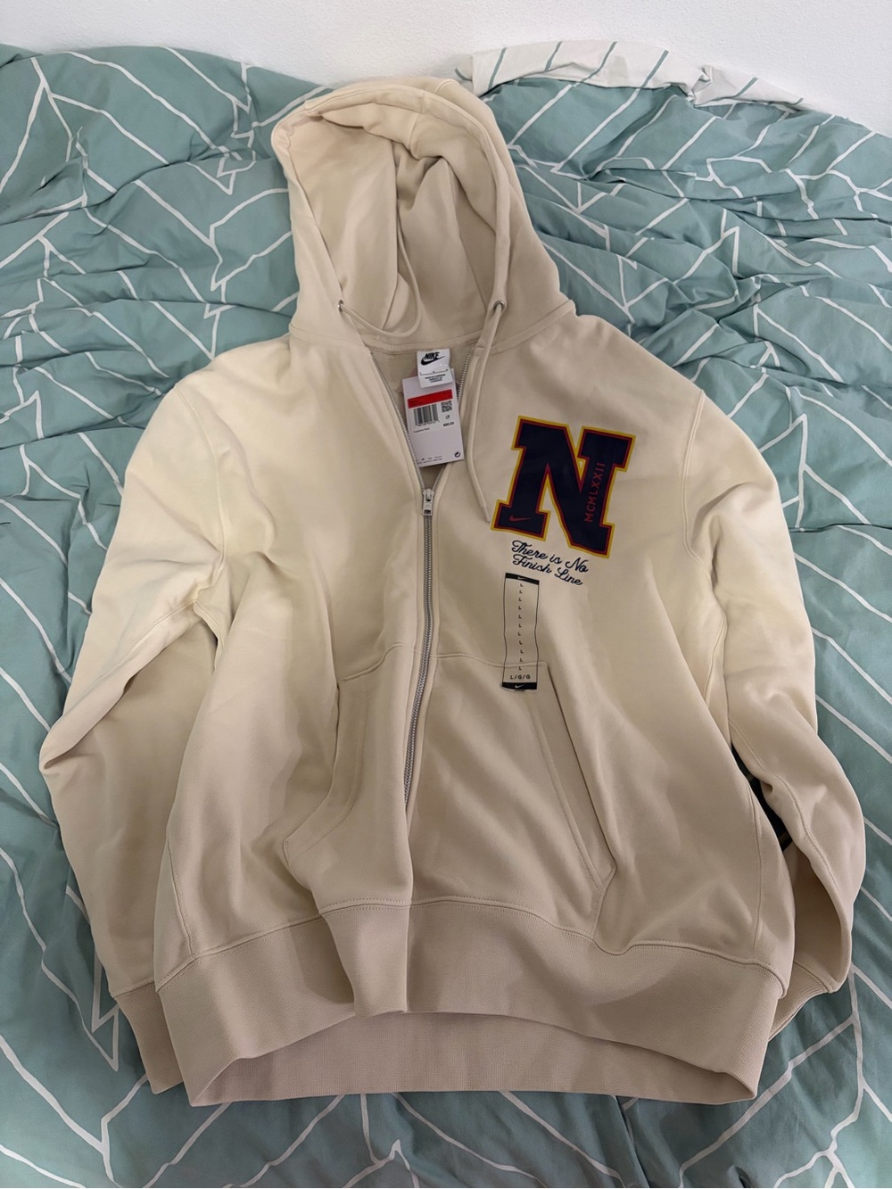 Nike mens beige Zip-Up Hoodie with logo nwt size L